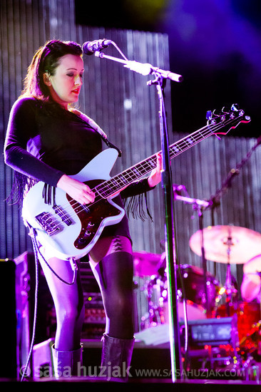 Nicole Fiorentino (The Smashing Pumpkins) @ Bažant Pohoda festival, Trenčín (Slovakia), 11/07 > 13/07/2013 <em>Photo: © Saša Huzjak</em>