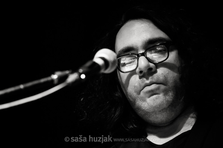 James McNew (Yo La Tengo) @ Tvornica kulture, Zagreb (Croatia), 08/11/2013 <em>Photo: © Saša Huzjak</em>