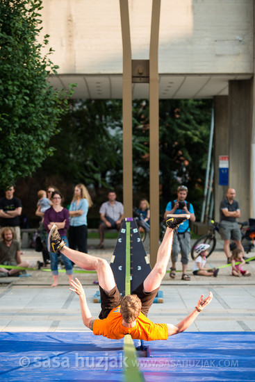 Slovenia Slack line Open 2014 @ Festival Lent, Maribor (Slovenia), 20/06 > 05/07/2014 <em>Photo: © Saša Huzjak</em>