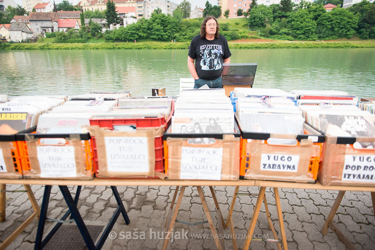 Mobile record shop @ Festival Lent, Maribor (Slovenia), 20/06 > 05/07/2014 <em>Photo: © Saša Huzjak</em>