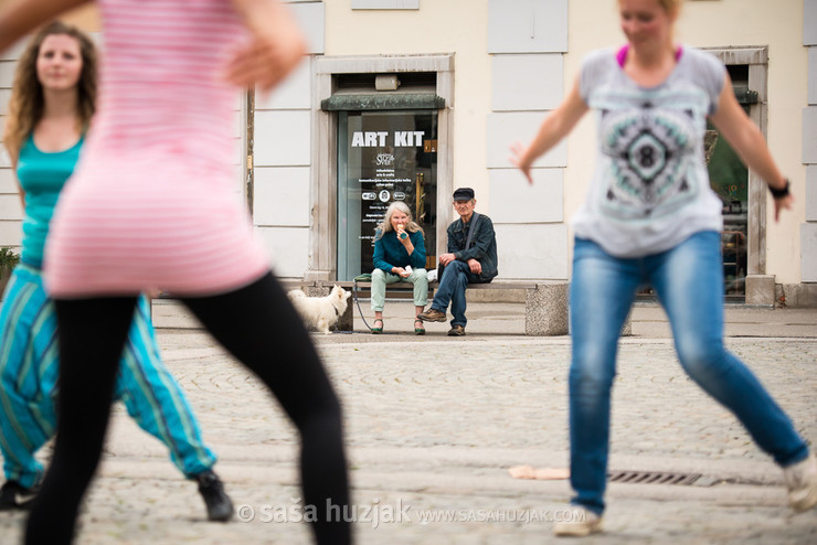 African dance workshop by Dalanda Diallo @ Festival Lent, Maribor (Slovenia), 20/06 > 05/07/2014 <em>Photo: © Saša Huzjak</em>