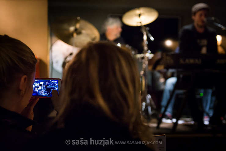 Fans photographing Balladero @ Festival Lent, Maribor (Slovenia), 20/06 > 05/07/2014 <em>Photo: © Saša Huzjak</em>