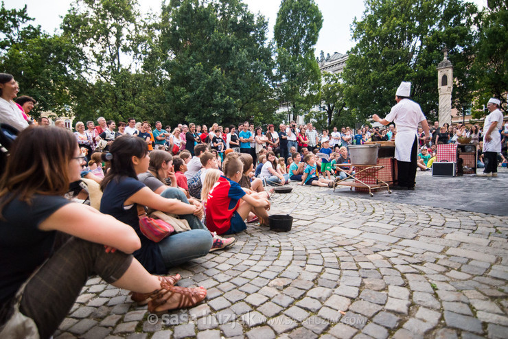 Kuhinja - Kitchen @ Festival Lent, Maribor (Slovenia), 20/06 > 05/07/2014 <em>Photo: © Saša Huzjak</em>