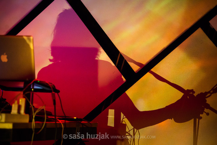 JUNEsHELEN @ Festival Lent, Maribor (Slovenia), 20/06 > 05/07/2014 <em>Photo: © Saša Huzjak</em>