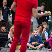 Podeželsko žongliranje - Rural juggling @ Festival Lent, Maribor (Slovenia), 20/06 > 05/07/2014 <em>Photo: © Saša Huzjak</em>