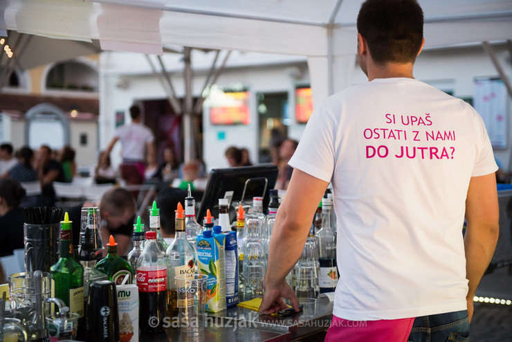 The barman @ Festival Lent, Maribor (Slovenia), 20/06 > 05/07/2014 <em>Photo: © Saša Huzjak</em>
