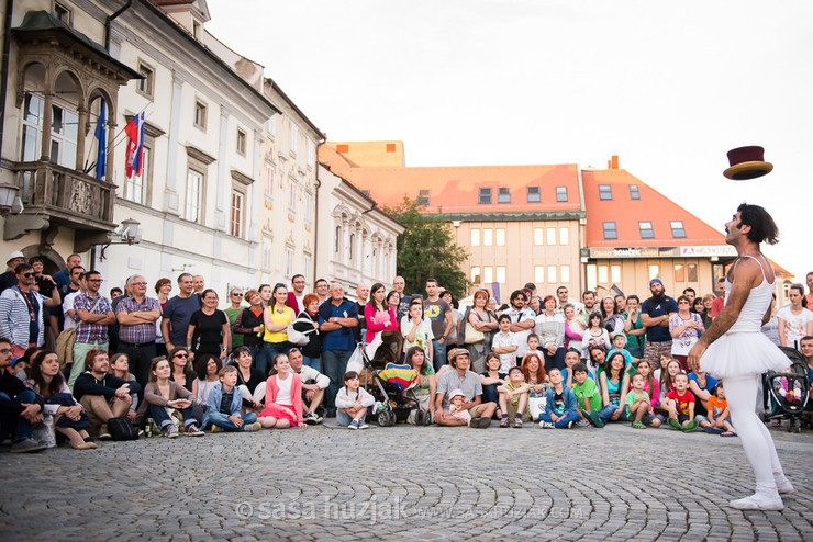 Ljubime! - Loves me! @ Festival Lent, Maribor (Slovenia), 20/06 > 05/07/2014 <em>Photo: © Saša Huzjak</em>