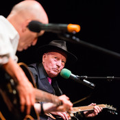 Vlado Kreslin in Milan Kreslin @ Festival Lent, Maribor (Slovenia), 20/06 > 05/07/2014 <em>Photo: © Saša Huzjak</em>