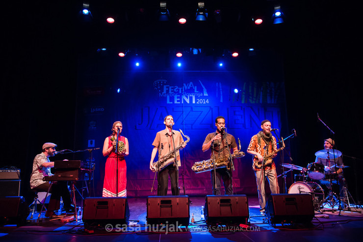 The Souljazz Orchestra @ Festival Lent, Maribor (Slovenia), 20/06 > 05/07/2014 <em>Photo: © Saša Huzjak</em>