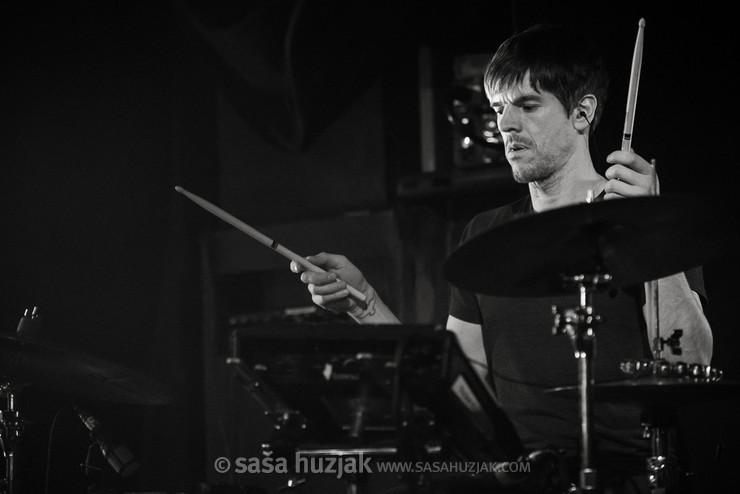 Neil Turpin (Yann Tiersen band) @ Orpheum, Graz (Austria), 25/02/2015 <em>Photo: © Saša Huzjak</em>