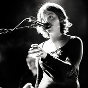 Emelie Quinquist aka Tiny Feet (Yann Tiersen band) @ Orpheum, Graz (Austria), 25/02/2015 <em>Photo: © Saša Huzjak</em>