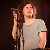 Ólavur Jákupsson (Yann Tiersen band) @ Orpheum, Graz (Austria), 25/02/2015 <em>Photo: © Saša Huzjak</em>