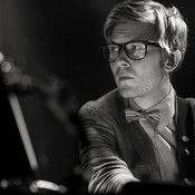 J. Willgoose, Esq. (Public Service Broadcasting) @ Chelsea, Vienna (Austria), 20/05/2015 <em>Photo: © Saša Huzjak</em>