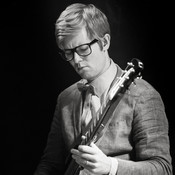 J. Willgoose, Esq. (Public Service Broadcasting) @ Chelsea, Vienna (Austria), 20/05/2015 <em>Photo: © Saša Huzjak</em>