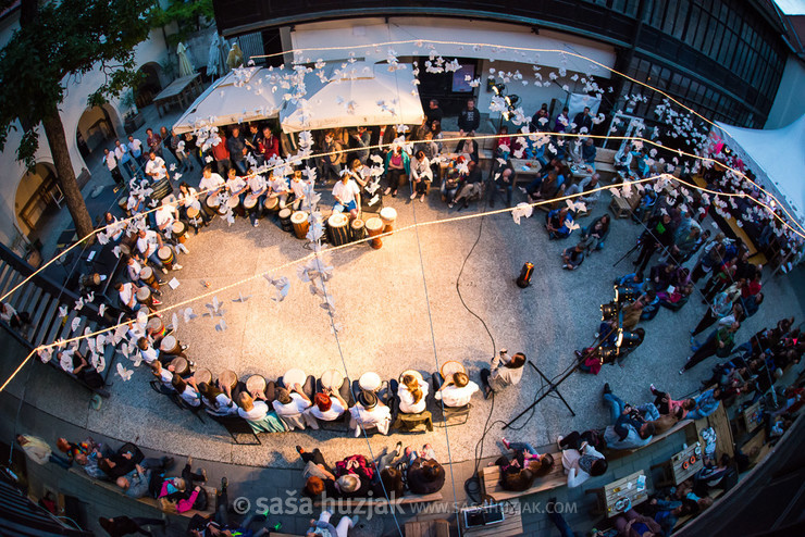 Izbine glasne pripovedke - letna bobnarska produkcija Plesne Izbe Maribor @ Vetrinjski dvor, Maribor (Slovenia), 21/06/2015 <em>Photo: © Saša Huzjak</em>