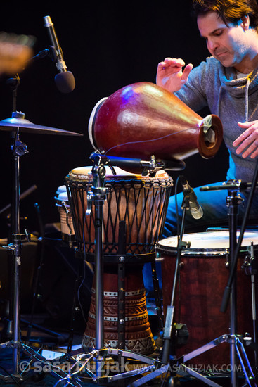 Andrej Hrvatin (Helika) @ Vetrinjski dvor, Maribor (Slovenia), 19/12/2015 <em>Photo: © Saša Huzjak</em>