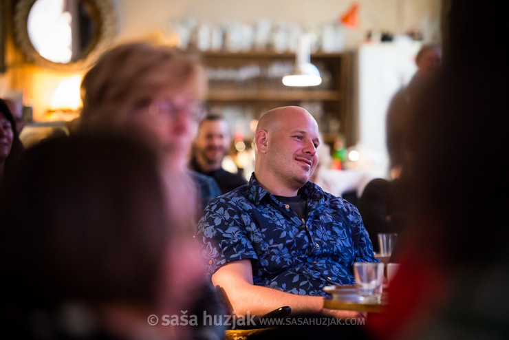 O:miza audience @ Salon uporabnih umetnosti, Maribor (Slovenia), 12/04/2016 <em>Photo: © Saša Huzjak</em>