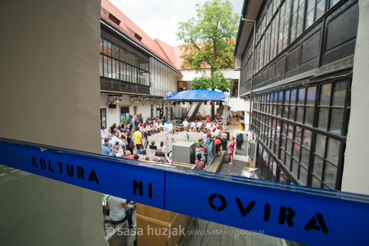 Ko boben ropoče in voda šumlja - letna bobnarska produkcija Plesne izbe Maribor @ Vetrinjski dvor, Maribor (Slovenia), 18/06/2016 <em>Photo: © Saša Huzjak</em>