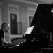 Jeroen van Vliet (Marco Santos) @ Fest Jazza, Koprivnica (Croatia), 08/07 > 09/07/2016 <em>Photo: © Saša Huzjak</em>