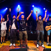 Kandžija i Gole žene, thanking the audience @ Mladi Maribor, Maribor (Slovenia), 2016 <em>Photo: © Saša Huzjak</em>