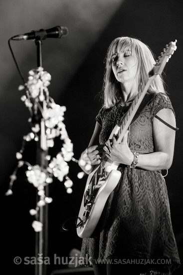 Rhiannon "Ritzy" Bryan (The Joy Formidable) @ KC Dražen Petrović, Zagreb (Croatia), 10/11/2016 <em>Photo: © Saša Huzjak</em>