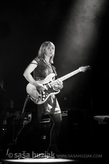 Rhiannon "Ritzy" Bryan (The Joy Formidable) @ KC Dražen Petrović, Zagreb (Croatia), 10/11/2016 <em>Photo: © Saša Huzjak</em>