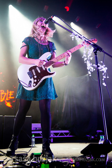 Rhiannon "Ritzy" Bryan (The Joy Formidable) @ KC Dražen Petrović, Zagreb (Croatia), 10/11/2016 <em>Photo: © Saša Huzjak</em>