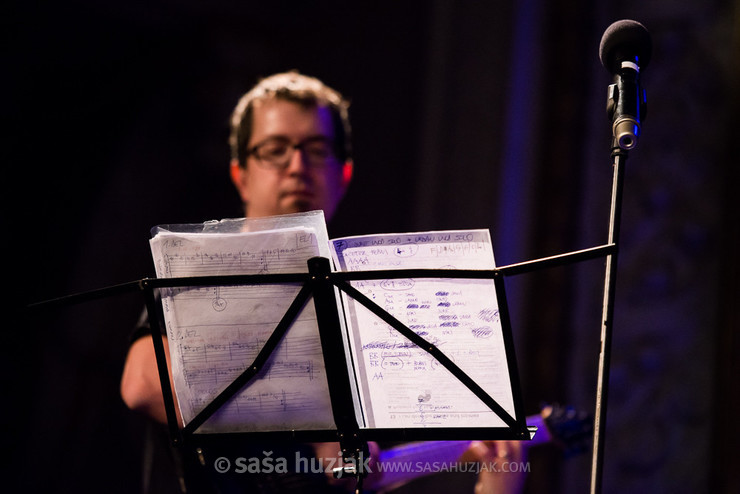 Sheet music (Samo Šalamon & Takt Ars Guitar Orchestra feat. Vasko Atanasovski & Achille Succi) @ Narodni dom Maribor, Maribor (Slovenia), 2016 <em>Photo: © Saša Huzjak</em>