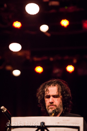Achille Succi (Samo Šalamon & Takt Ars Guitar Orchestra) @ Narodni dom Maribor, Velika dvorana, Maribor (Slovenia), 18/11/2016 <em>Photo: © Saša Huzjak</em>