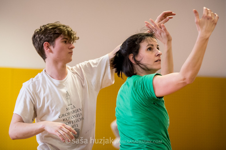 Contemporary Dance Technique – Flying Low And Further with Simon Wehrli @ Zimska plesna šola / Winter dance school, Maribor (Slovenia), 24/02 > 27/02/2017 <em>Photo: © Saša Huzjak</em>