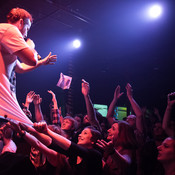 Kandžija (Kandžija i Gole žene) with fans @ Vintage Industrial Bar, Zagreb (Croatia), 31/03/2017 <em>Photo: © Saša Huzjak</em>