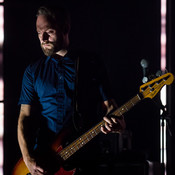 Georg Hólm (Sigur Rós) @ Dom sportova, Mala dvorana, Zagreb (Croatia), 20/10/2017 <em>Photo: © Saša Huzjak</em>