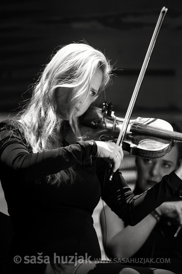 Tamara Petir (Cordas Quartet) @ Arena Zagreb, Zagreb (Croatia), 01/12/2017 <em>Photo: © Saša Huzjak</em>