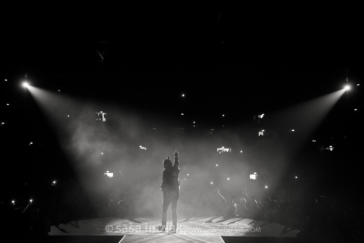 Aki Rahimovski (Parni Valjak) @ Arena Zagreb, Zagreb (Croatia), 01/12/2017 <em>Photo: © Saša Huzjak</em>