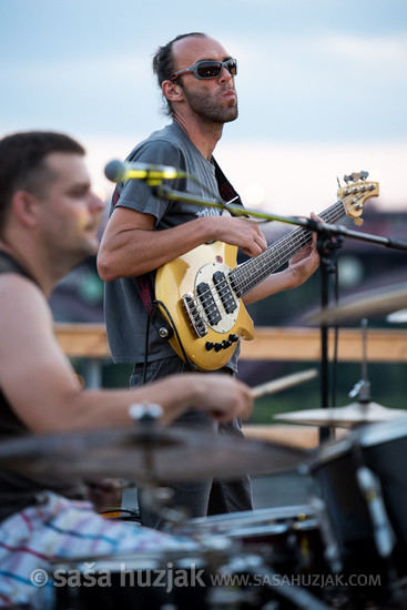 Mario Pevec (Stari pes) @ Plavajoči oder na Dravi (Floating stage on river Drava), Maribor (Slovenia), 28/07/2018 <em>Photo: © Saša Huzjak</em>