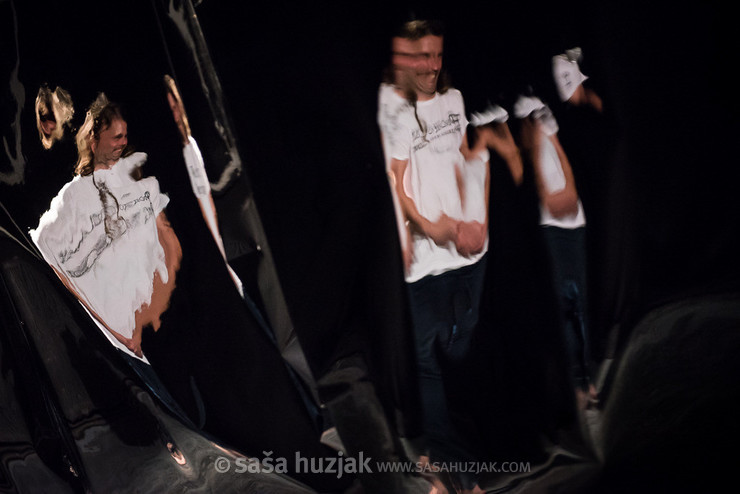 “Zwierciadło/Mirror” by Teatr Kingdom of Curvy Fork and Benjamin Gula @ Human Mosaic festival, Goleniów (Poland), 29/08 > 01/09/2018 <em>Photo: © Saša Huzjak</em>