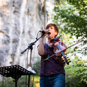 Špela Huzjak (Madame Brumowski) - Madame Brumowski soundcheck @ Pruh, Svečina (Slovenia), 08/09/2018 <em>Photo: © Saša Huzjak</em>