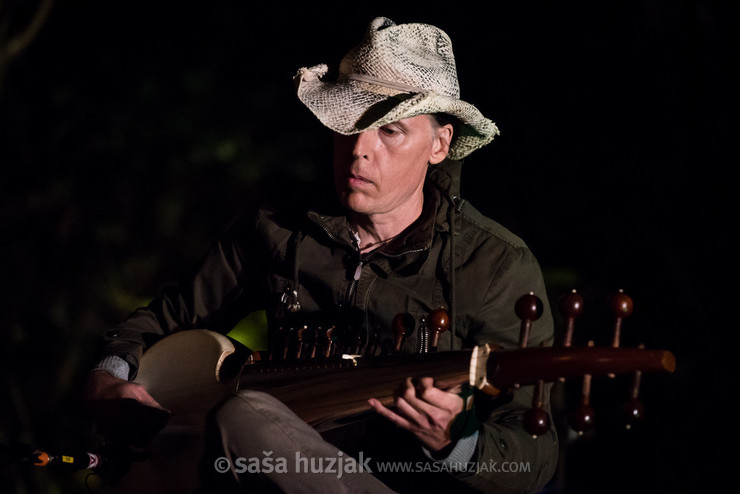 Damir Višić (Tadej Vesenjak banda) @ Pruh, Svečina (Slovenia), 08/09/2018 <em>Photo: © Saša Huzjak</em>