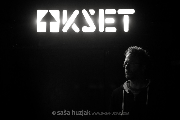 Miran Rusjan (Moonlee records) @ KSET, Zagreb (Croatia), 19/10/2018 <em>Photo: © Saša Huzjak</em>