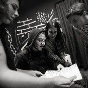 With fans backstage @ Vintage Industrial Bar, Zagreb (Croatia), 20/10/2018 <em>Photo: © Saša Huzjak</em>