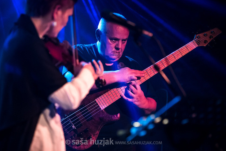 Stojan Kralj (Madame Brumowski) @ Jazz klub Satchmo, Maribor (Slovenia), 15/11/2018 <em>Photo: © Saša Huzjak</em>