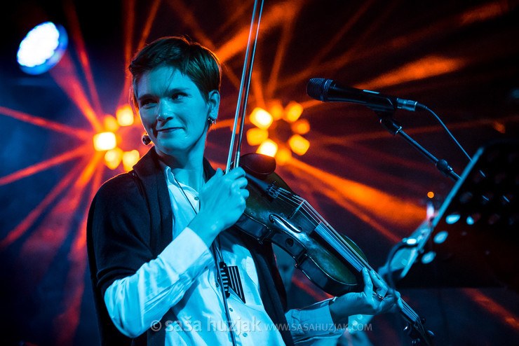 Špela Huzjak (Madame Brumowski) @ Jazz klub Satchmo, Maribor (Slovenia), 2018 <em>Photo: © Saša Huzjak</em>