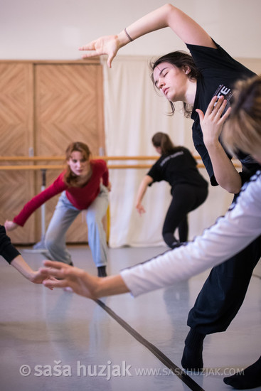 Follow the flow II – Simona Kočar @ Zimska plesna šola / Winter dance school, Maribor (Slovenia), 22/02 > 25/02/2019 <em>Photo: © Saša Huzjak</em>