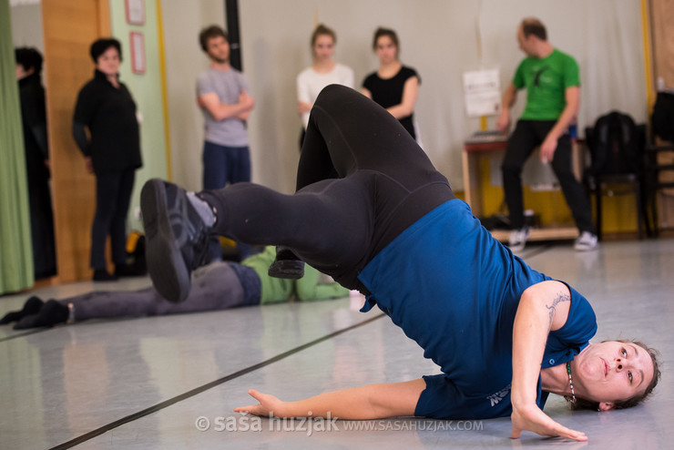 Enter the spiral: acrobatic flow - Katjuša Kovačič & Nikola Orešković @ Zimska plesna šola / Winter dance school, Maribor (Slovenia), 22/02 > 25/02/2019 <em>Photo: © Saša Huzjak</em>