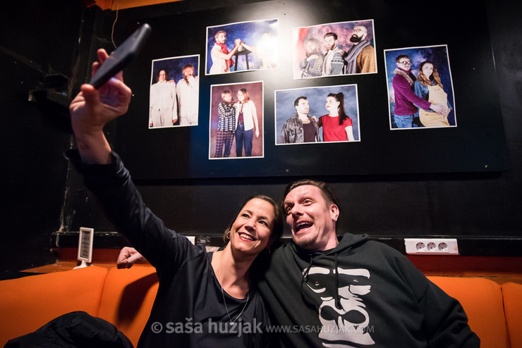 A selfie with Jure Vlahovič, band's sound engineer @ KSET, Zagreb (Croatia), 27/03/2019 <em>Photo: © Saša Huzjak</em>