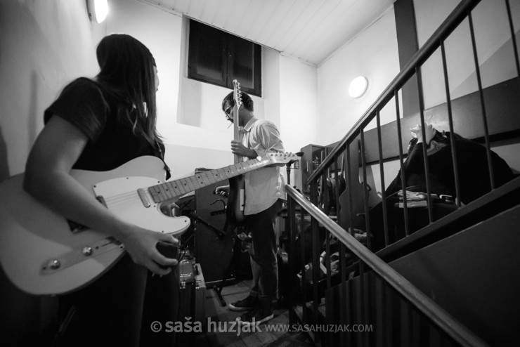 Moments before the gig @ River Pub, Rijeka (Croatia), 19/04/2019 <em>Photo: © Saša Huzjak</em>