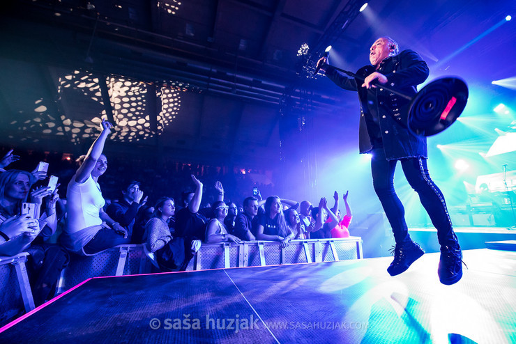 Aki Rahimovski (Parni Valjak) @ Dvorana Mladosti, Rijeka (Croatia), 11/10/2019 <em>Photo: © Saša Huzjak</em>