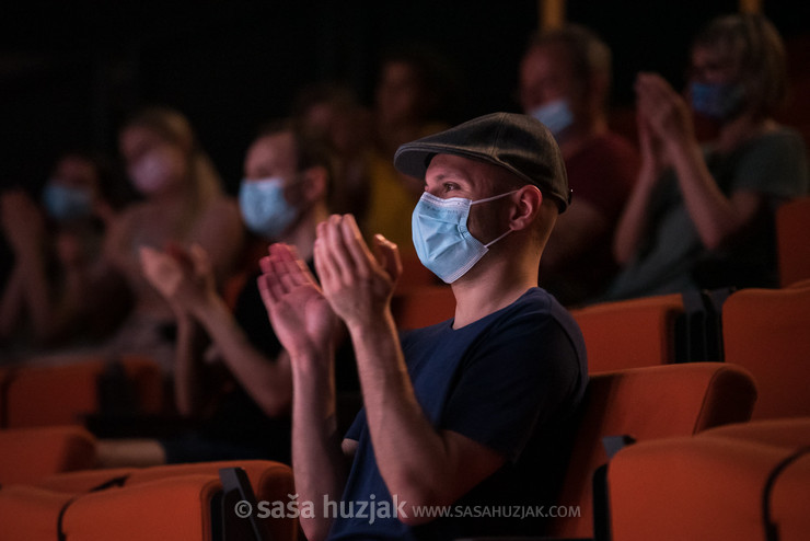 Kup kuncev (400 rabbits) @ Odprta plesna scena, Maribor (Slovenia), 24/06/2021 <em>Photo: © Saša Huzjak</em>