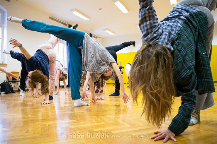 Follow the Flow II – Urša Rupnik @ Zimska plesna šola / Winter dance school, Maribor (Slovenia), 25/02 > 28/02/2022 <em>Photo: © Saša Huzjak</em>