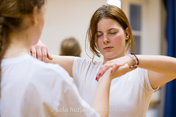 Workshop: Contact and Partnering - Anamaria Klajnšček @ Zimska plesna šola / Winter dance school, Maribor (Slovenia), 25/02 > 28/02/2022 <em>Photo: © Saša Huzjak</em>